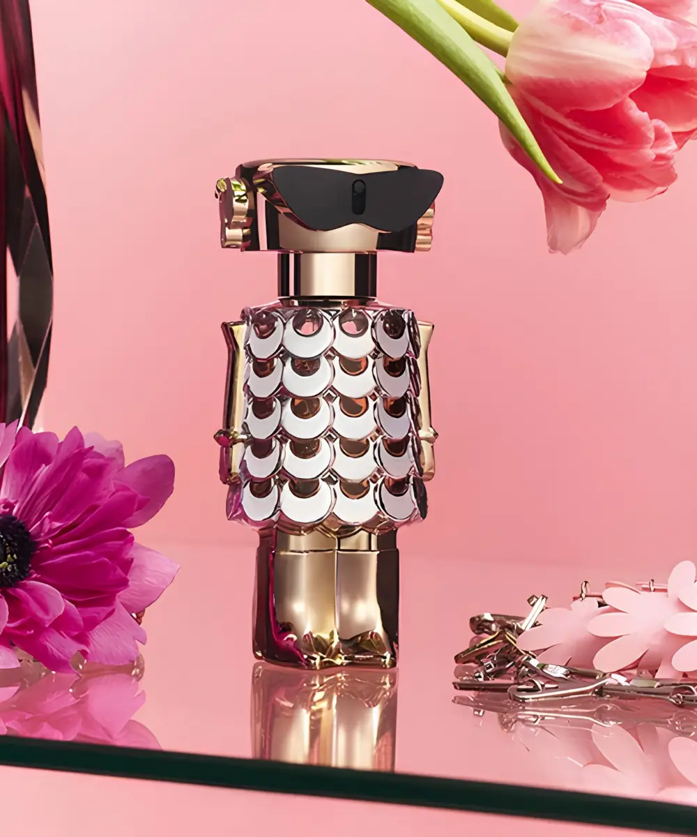 Aplicación de Fame Eau de Parfum Paco Rabanne